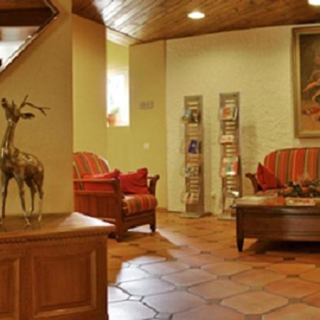 Hostellerie Les Chevreuils لوزان المظهر الداخلي الصورة