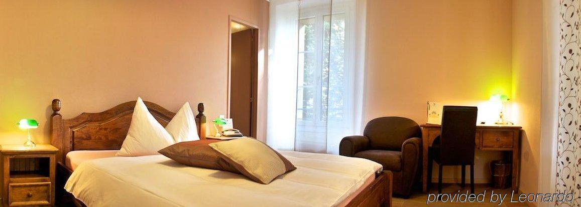 Hostellerie Les Chevreuils لوزان الغرفة الصورة