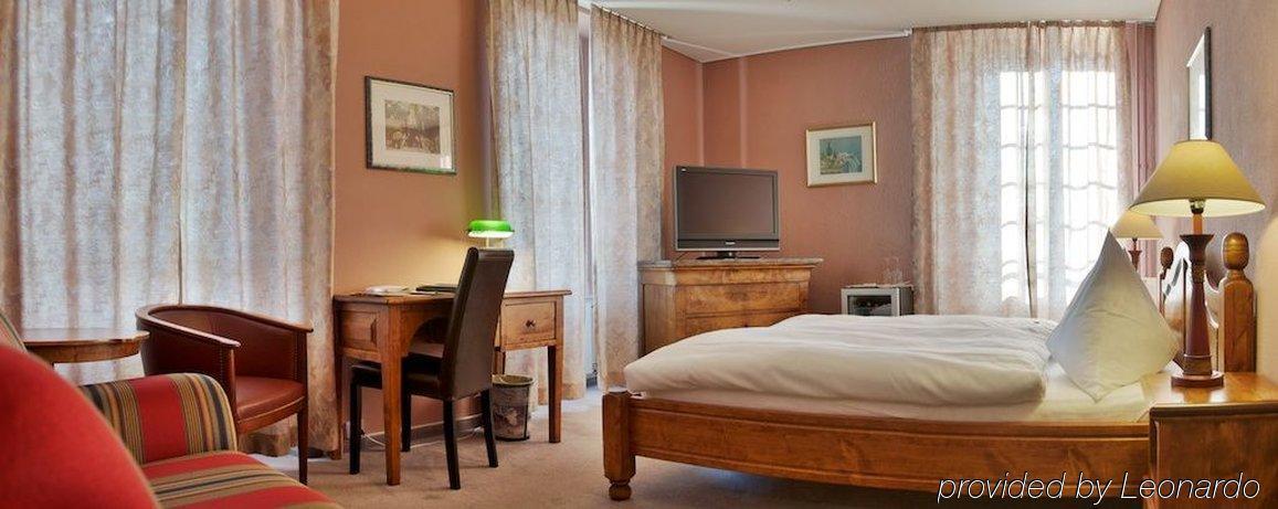 Hostellerie Les Chevreuils لوزان الغرفة الصورة